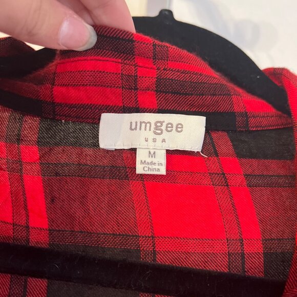 Red & Black Plaid Button-Up Tunic Blouse By Umgee M Frayed Hem 100% Rayon Made I - Picture 4 of 6